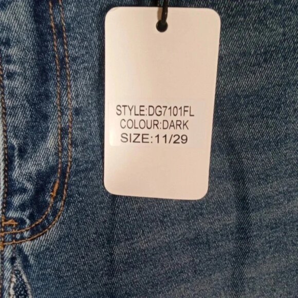 Dogma women's denim high rise flare leg jeans Medium wash size 29 - Picture 4 of 12